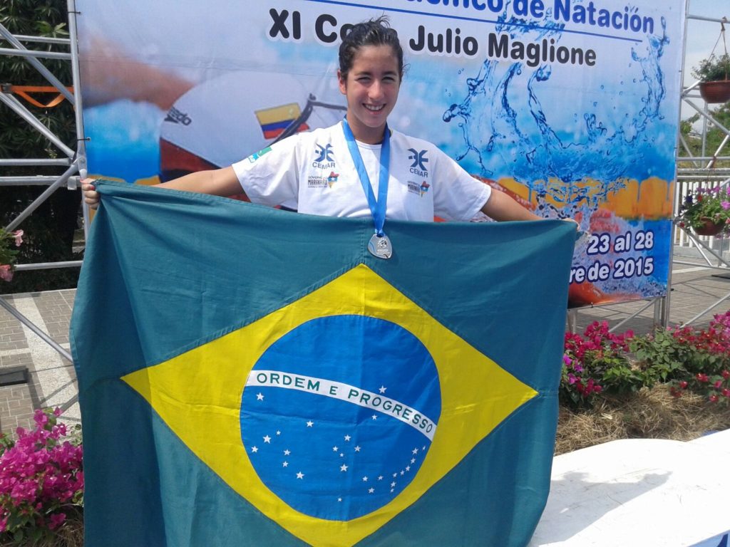 Júlia Nina na XXV Copa Pacífico de Natação