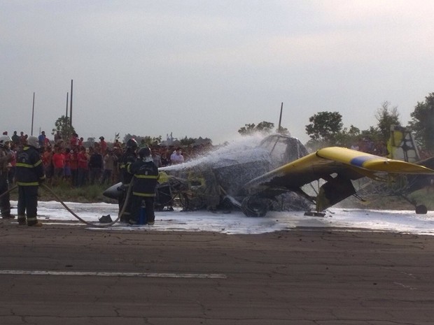 Avião agrícola explode em Balsas após pane no sistema (Foto: Divulgação/Polícia Rodoviária Federal)