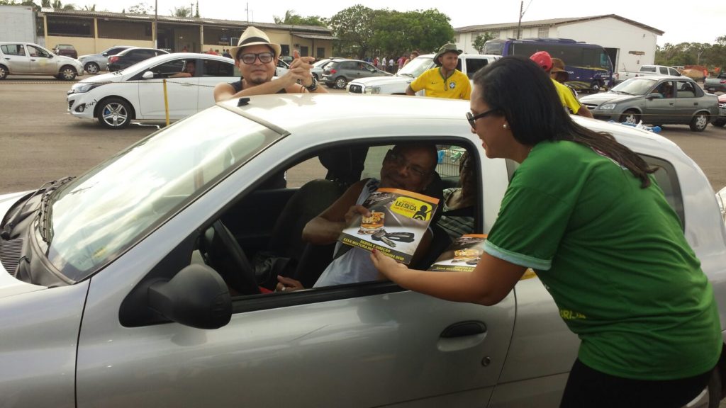 Blitz educativa na saída do ferry boat de São Luís para a Baixada Maranhense