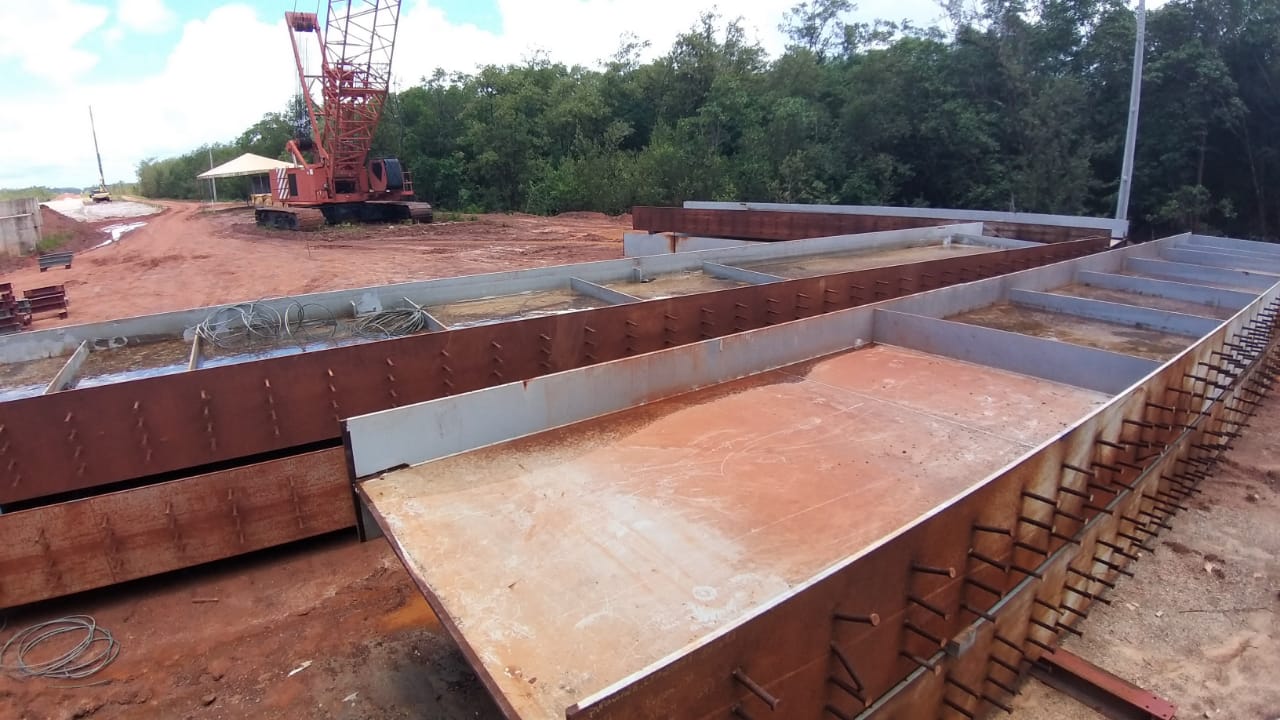 Ponte Sobre O Rio Pericum Avan A Em Mais De Das Obras No Maranh O