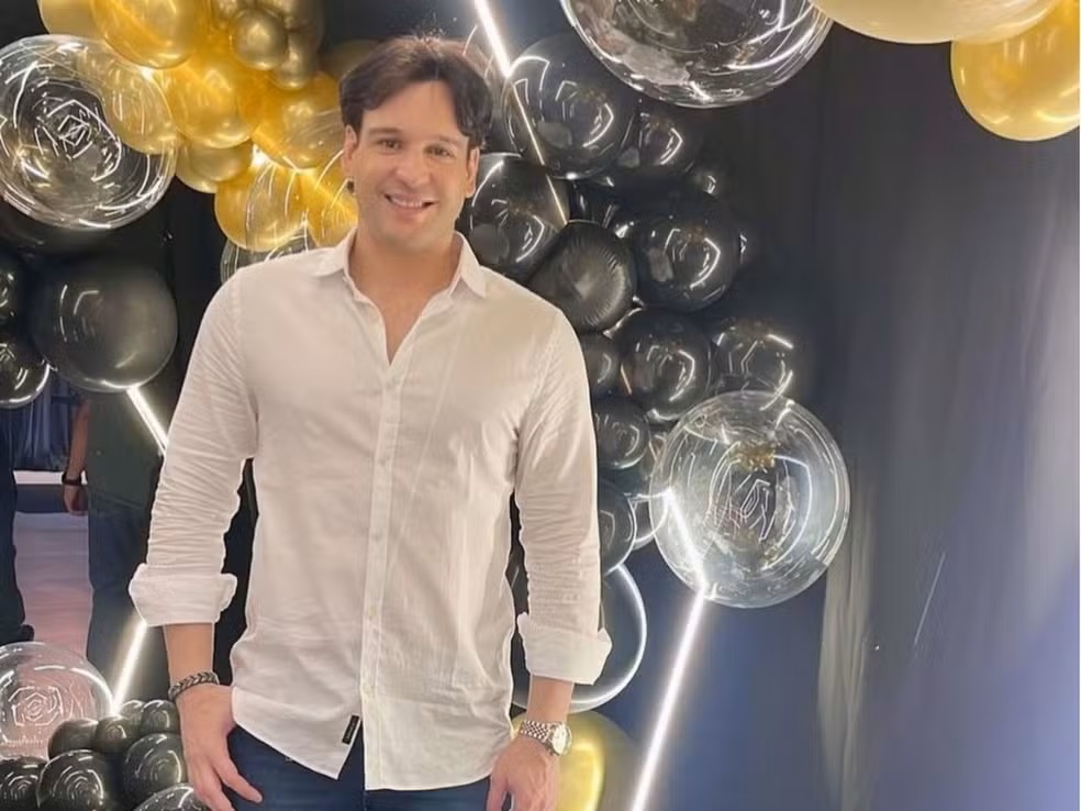 Advogado é preso em motel após abusar e manter peruano em cárcere privado Advogado é preso em motel após abusar e manter peruano em cárcere privado